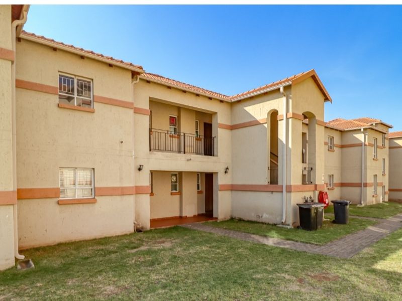Apartment Rental Monthly In Johannesburg - Photo 2