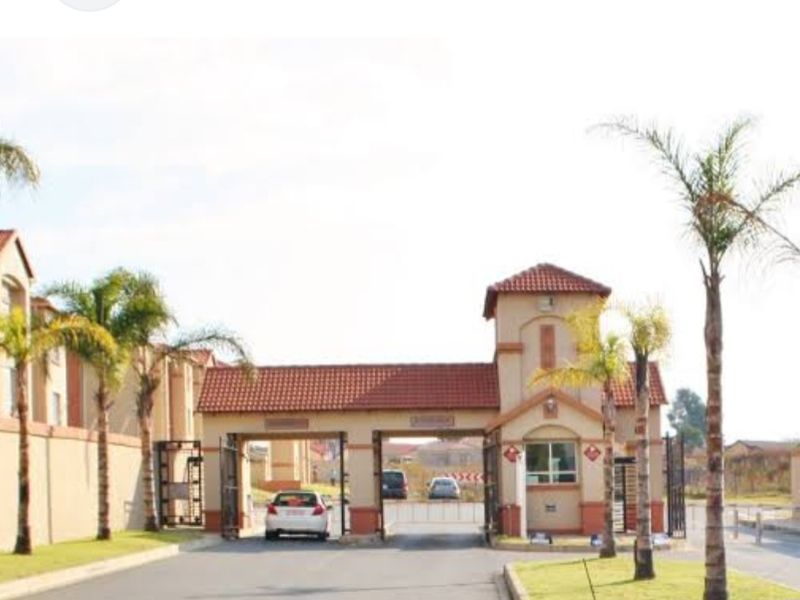 Apartment Rental Monthly In Johannesburg - Photo 1