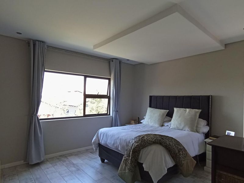 Stylish Double-Storey 3-Bedroom Home for Sale in Witkoppen, Fourways - Photo 5
