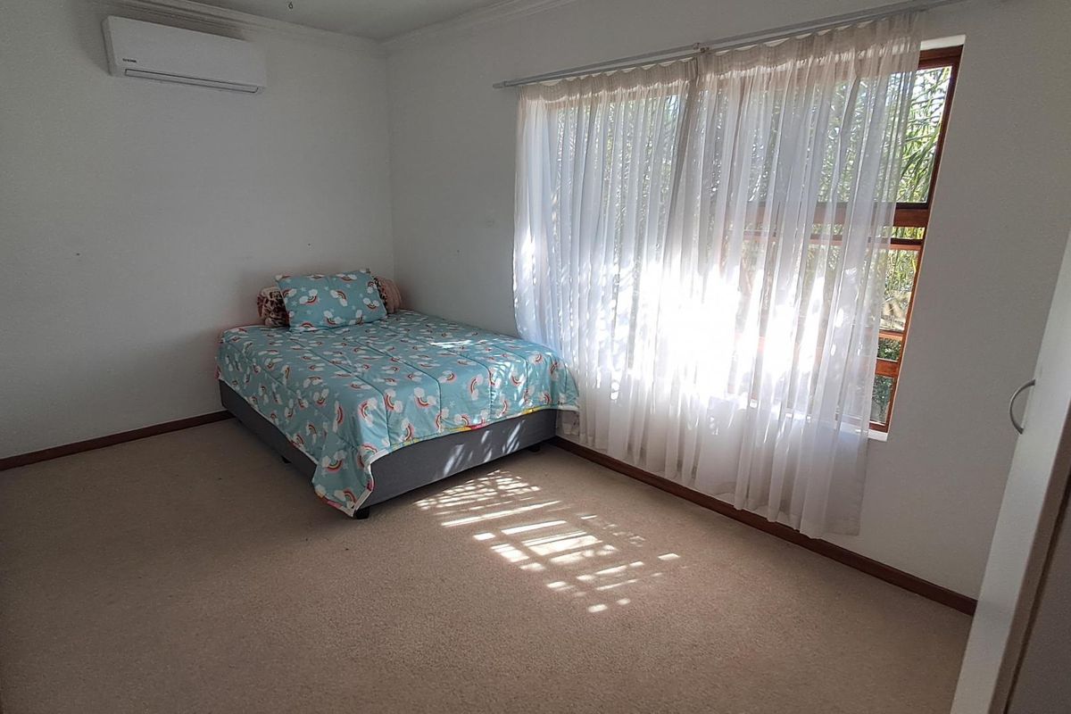 Spacious Double-Storey 3-Bedroom Family Home with Flatlet for Sale in Maroeladal, Randburg - Photo 4