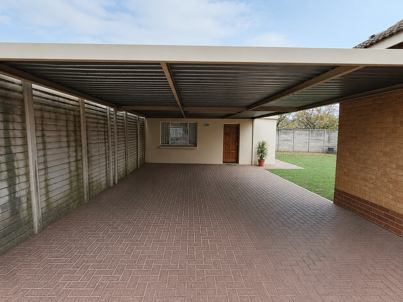 Spacious Family Home with Flatlet - Photo 8