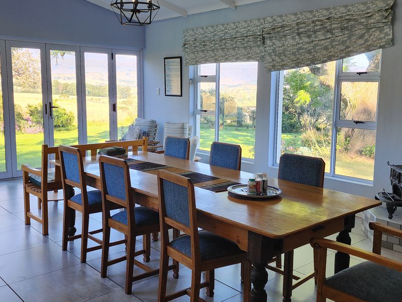 Character Farmhouse with Beautiful Established Garden and Spectacular Mountain Views - Photo 9