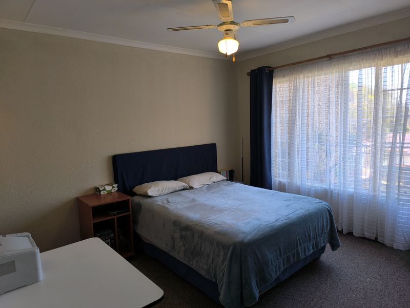 Comfortable Apartment Living with Added Space & Everyday Convenience - Photo 9