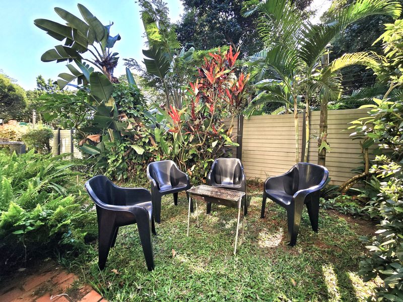 Clean, Secure and Sold Inclusive of Furniture! - Photo 10