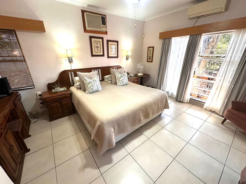 Warm and Inviting Family Home - Photo 9