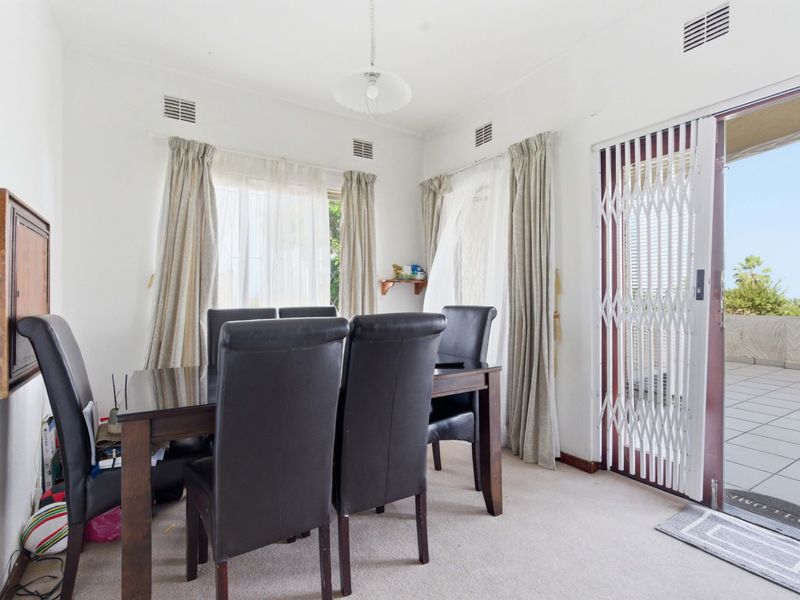 Secure complex and sea view - Photo 4