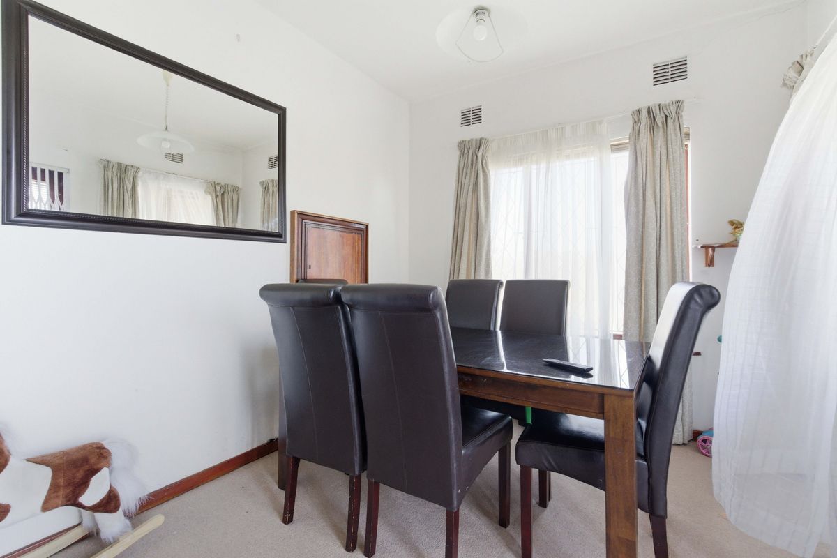 Secure complex and sea view - Photo 5
