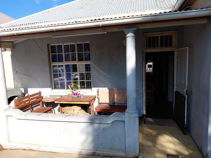 Charming Income-Generating Home in Central Uitenhage – Close to All Amenities - Photo 5