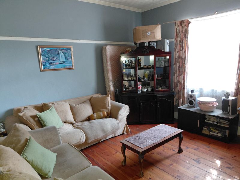 Charming Income-Generating Home in Central Uitenhage – Close to All Amenities - Photo 6