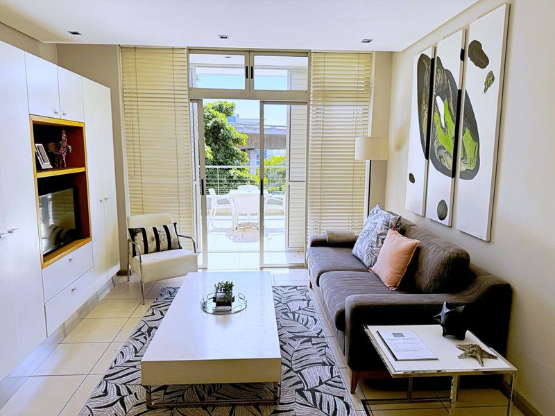 Modern Fully Furnished Apartment - Photo 1