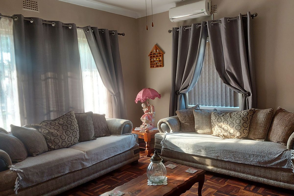 Elegant Family Home with Exceptional Features - Photo 3