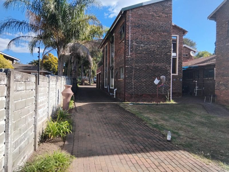 A double storey house for sale - Photo 5