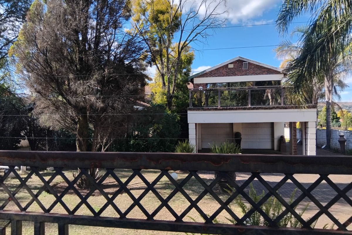 A double storey house for sale - Photo 2