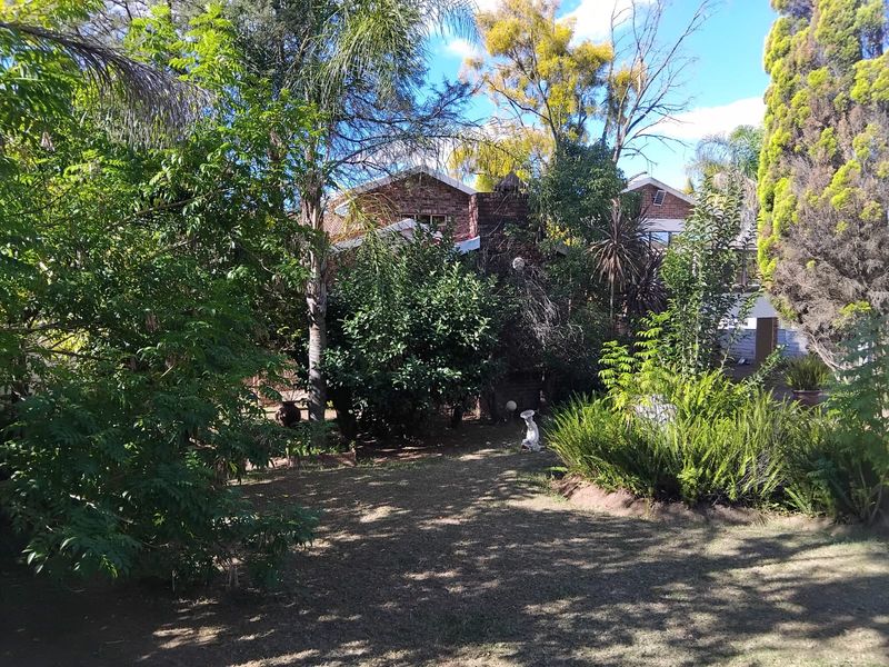 A double storey house for sale - Photo 3