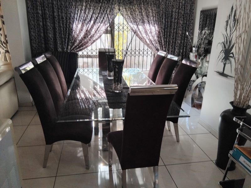 A double storey house for sale - Photo 9