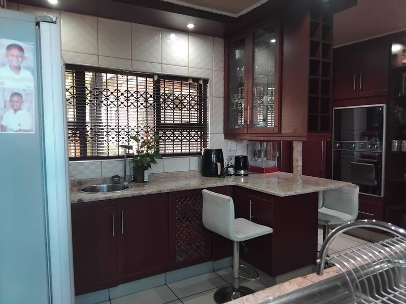 A double storey house for sale - Photo 6