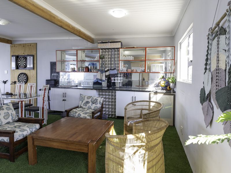 Dual Living Coastal Retreat with Incredible Views in Port Alfred - Photo 8