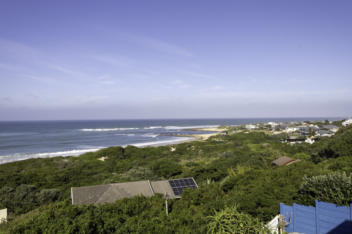 Dual Living Coastal Retreat with Incredible Views in Port Alfred - Photo 3