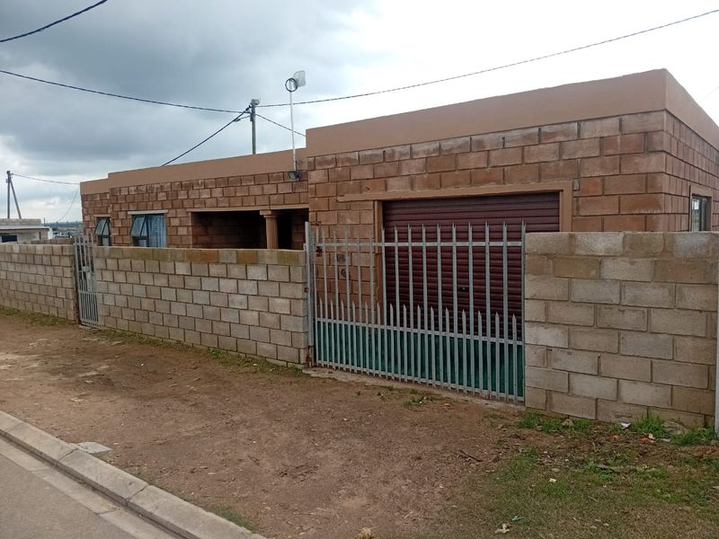 House For Sale In Mossel Bay - Photo 5