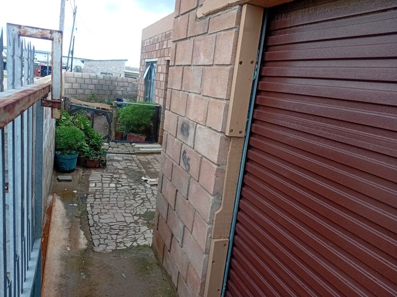House For Sale In Mossel Bay - Photo 4