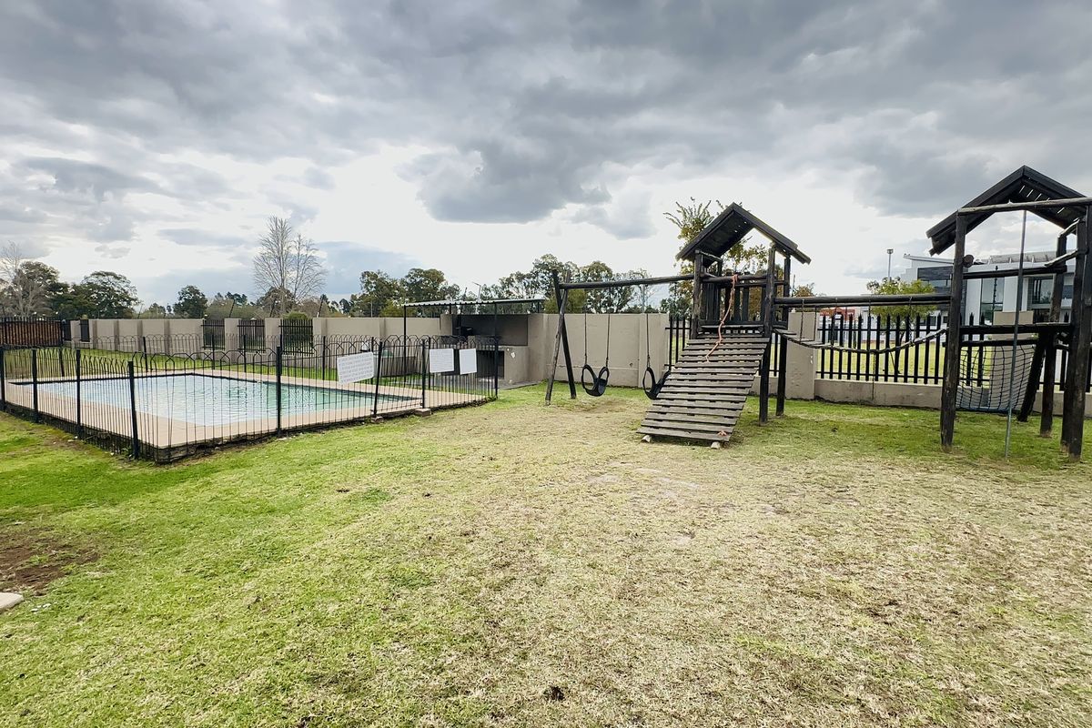 Ground Floor Unit in Secure Helderwyk Estate – Majuba Mews - Photo 3