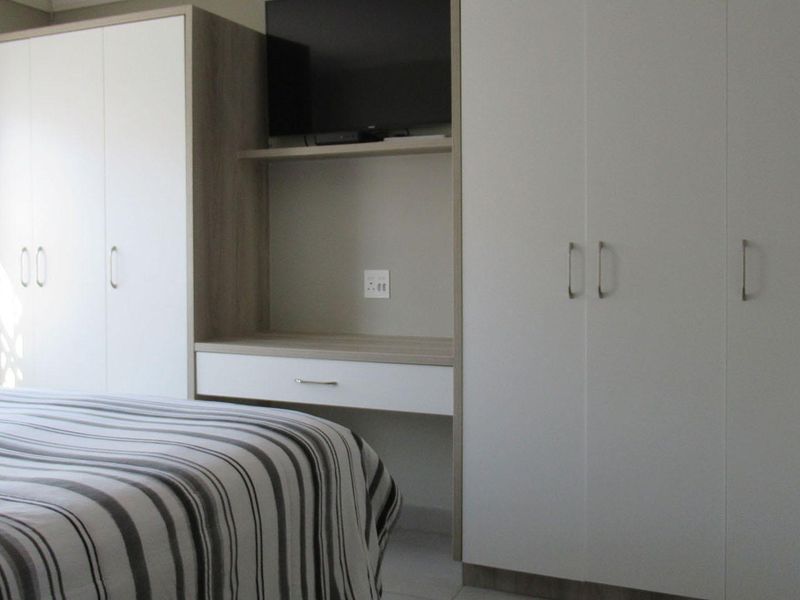 Modern 3-Bedroom Family Home for Sale in Cosmo City - Photo 9