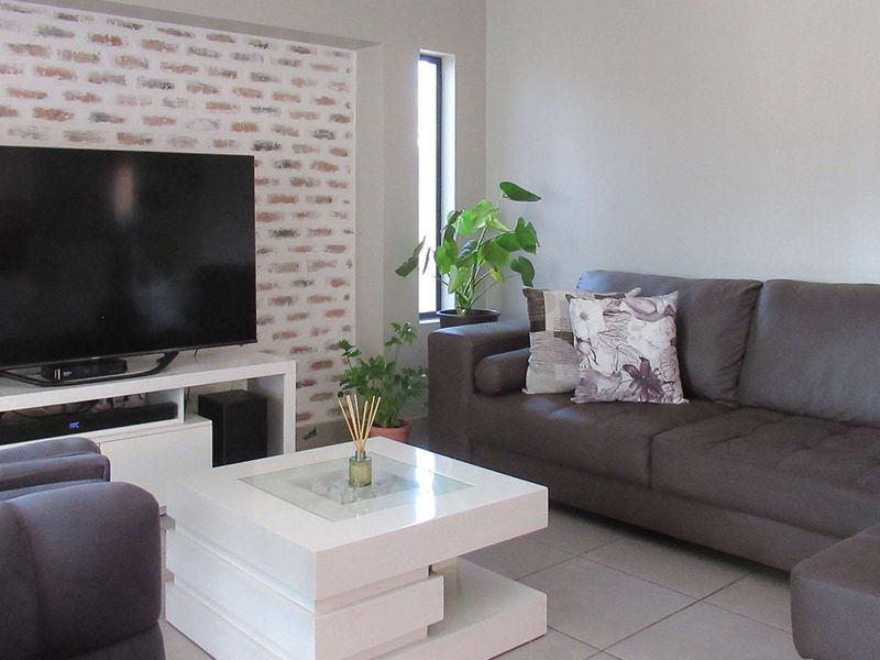 Modern 3-Bedroom Family Home for Sale in Cosmo City - Photo 2