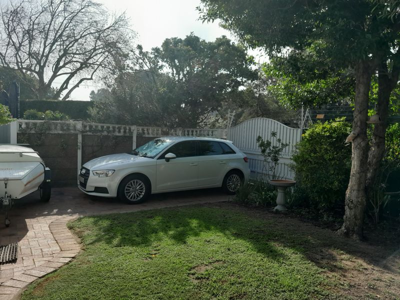 Pinelands Garden Cottage One Bedroom furnished - Photo 3