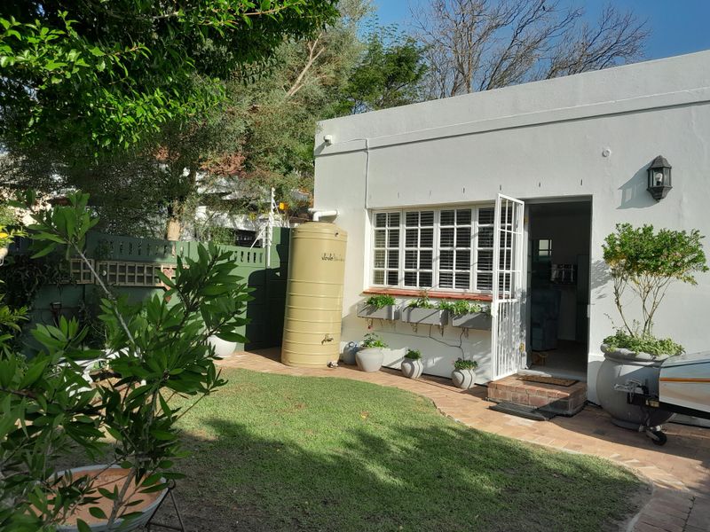 Pinelands Garden Cottage One Bedroom furnished - Photo 1