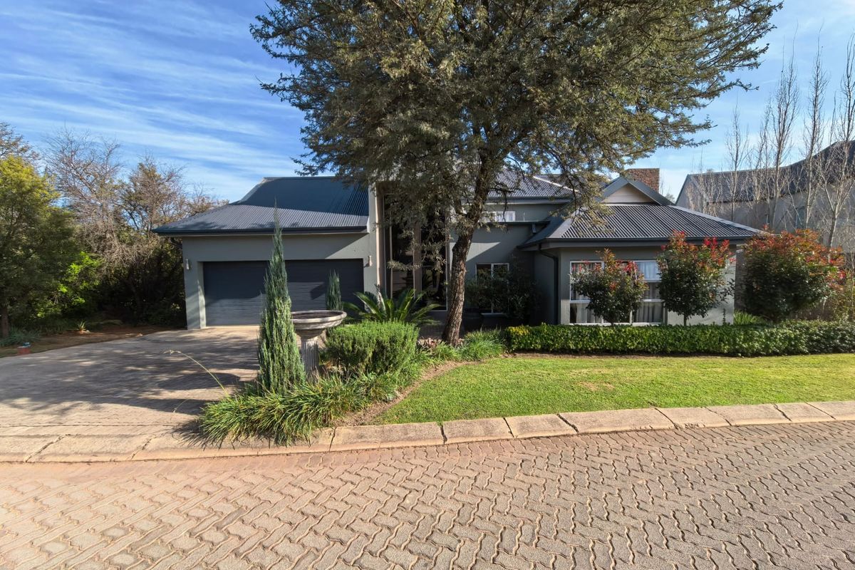 Amazing off the grid residence for Sale in Vaal De Grace Golf Estate - Photo 2