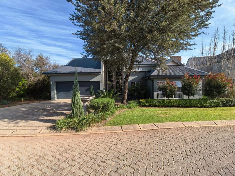 Amazing off the grid residence for Sale in Vaal De Grace Golf Estate - Photo 2
