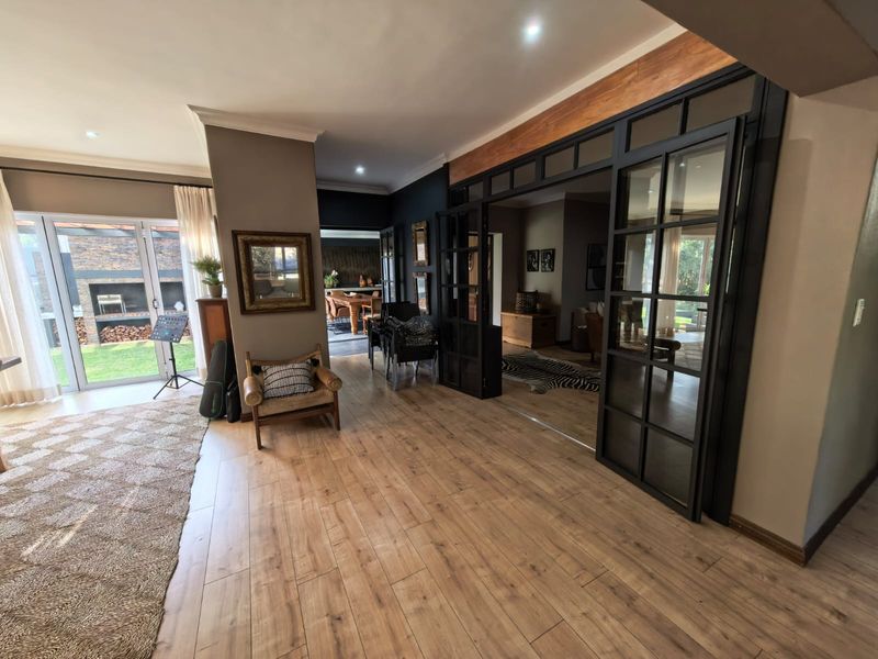 Amazing off the grid residence for Sale in Vaal De Grace Golf Estate - Photo 8