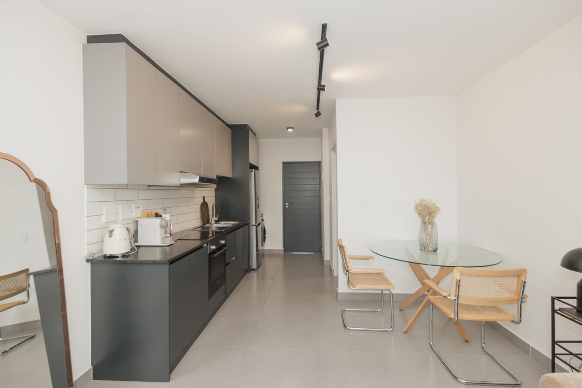 Studio Apartment Rental Monthly In Durbanville - Photo 5