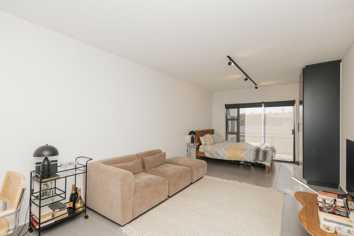 Studio Apartment Rental Monthly In Durbanville - Photo 3