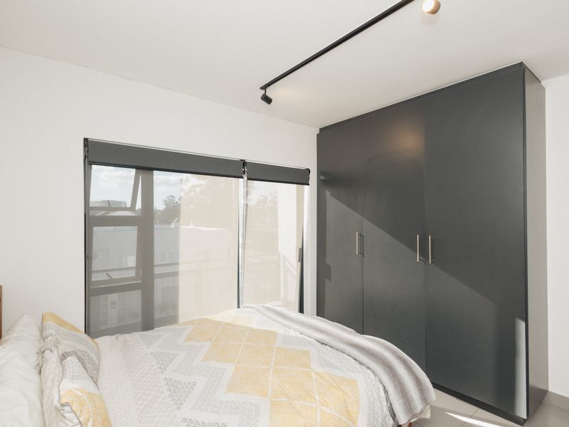 Studio Apartment Rental Monthly In Durbanville - Photo 9
