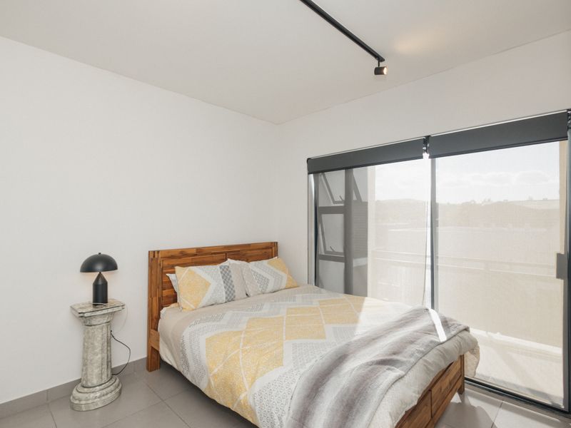 Studio Apartment Rental Monthly In Durbanville - Photo 10