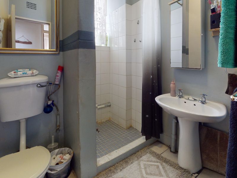 Not to be missed, large modern 2 bedroom flat in Denlee - Photo 10