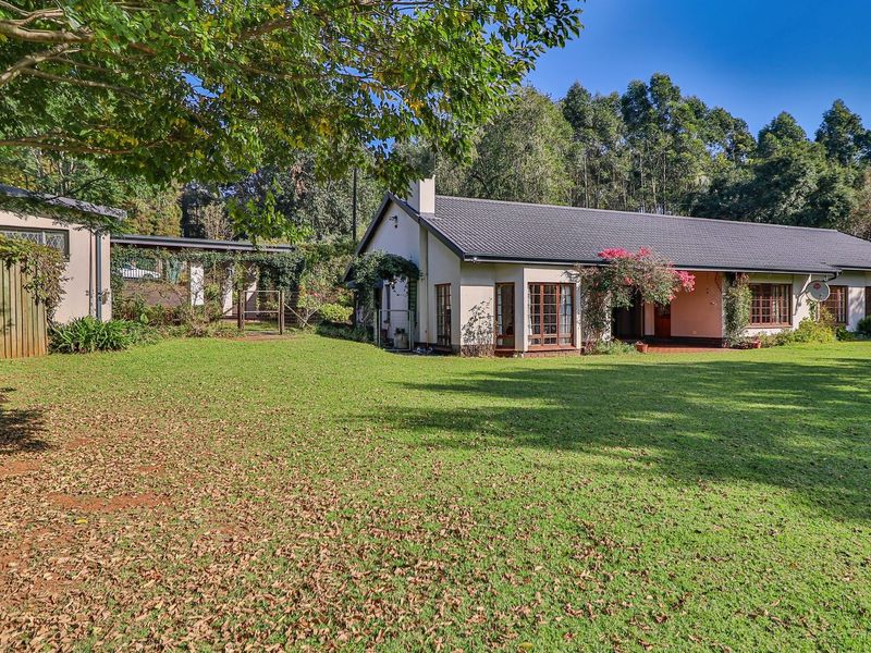 Charming Family Home - Photo 10