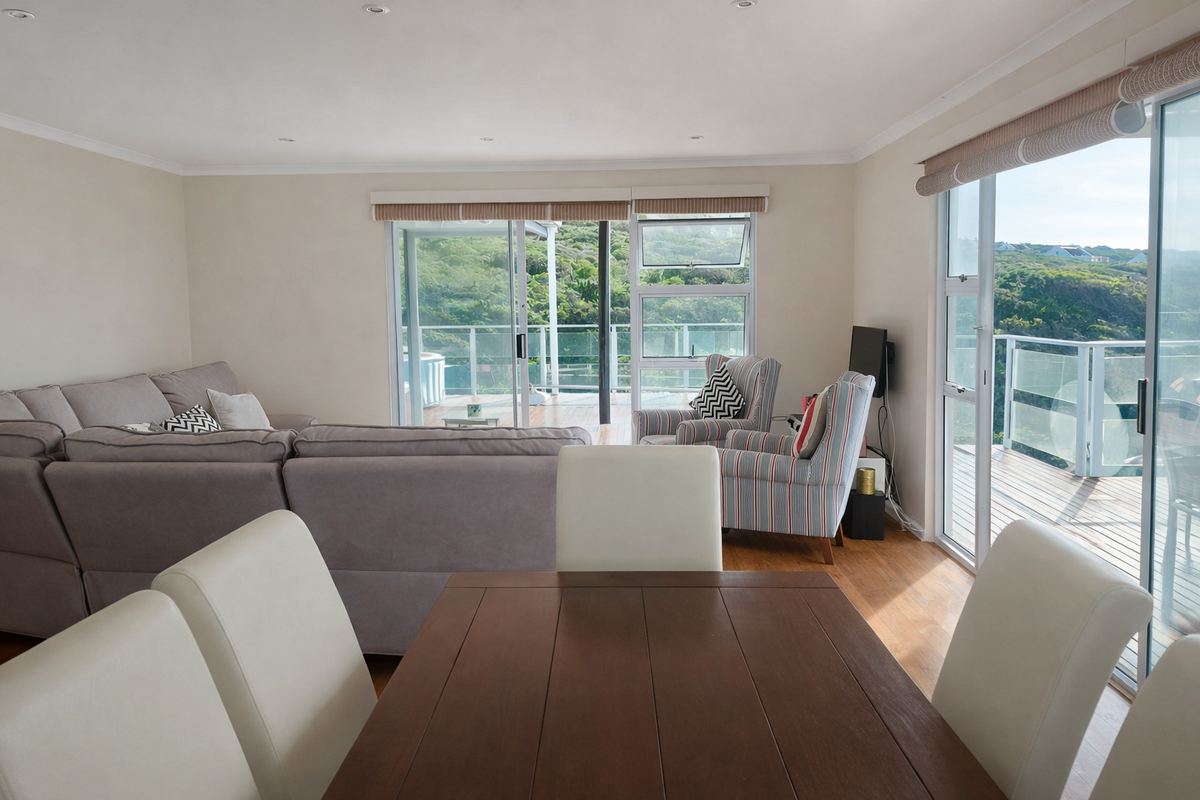 Prime Coastal Living in Boggomsbaai  Uninterrupted Ocean & Gorge Views - Photo 4