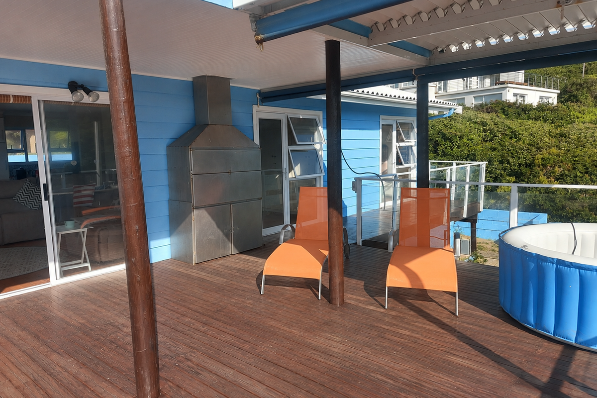 Prime Coastal Living in Boggomsbaai  Uninterrupted Ocean & Gorge Views - Photo 2