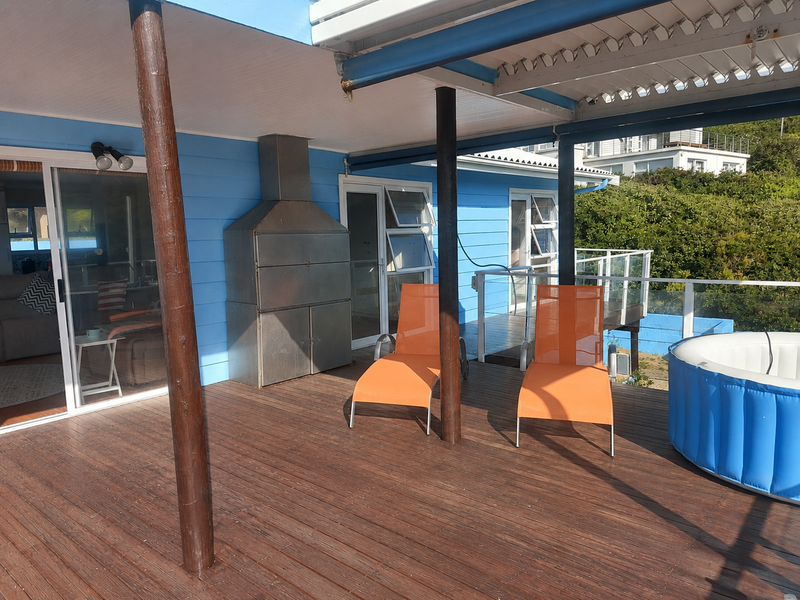Prime Coastal Living in Boggomsbaai  Uninterrupted Ocean & Gorge Views - Photo 2
