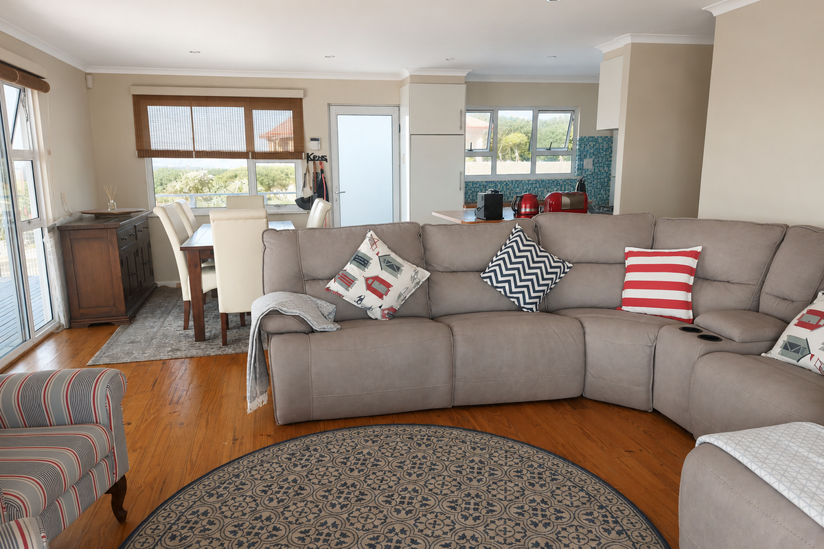 Prime Coastal Living in Boggomsbaai  Uninterrupted Ocean & Gorge Views - Photo 5