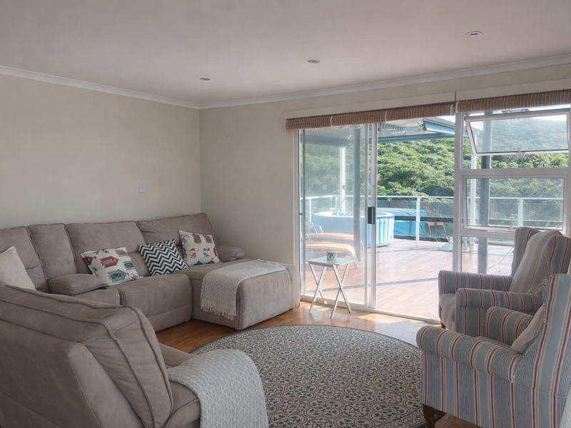 Prime Coastal Living in Boggomsbaai  Uninterrupted Ocean & Gorge Views - Photo 7