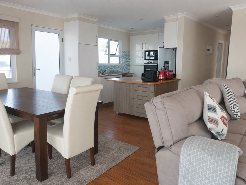 Prime Coastal Living in Boggomsbaai  Uninterrupted Ocean & Gorge Views - Photo 6