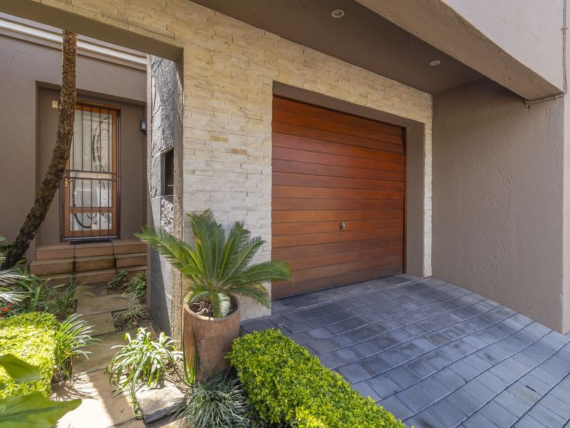 Full Title Cluster- with income generating potential- On Show This Saturday - Photo 3