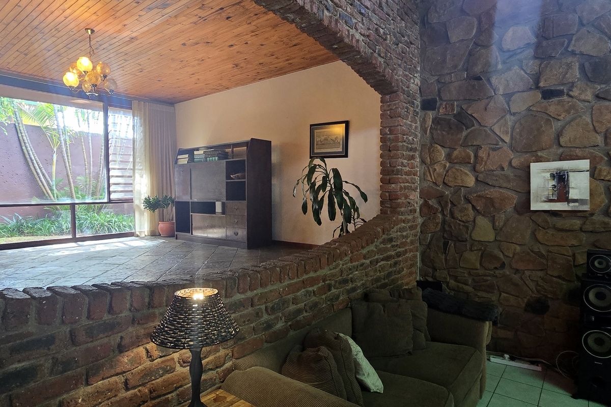 Investor’s Opportunity: 5-Bedroom Property with Renovation Potential in Colts Hill - Photo 5
