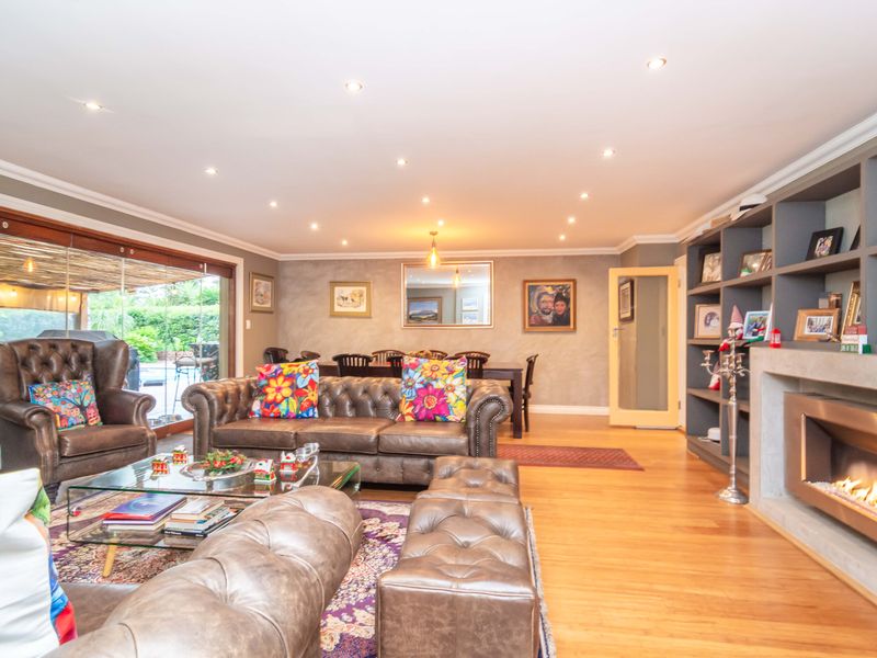 Spacious Family Living with a Country Feel - Photo 10