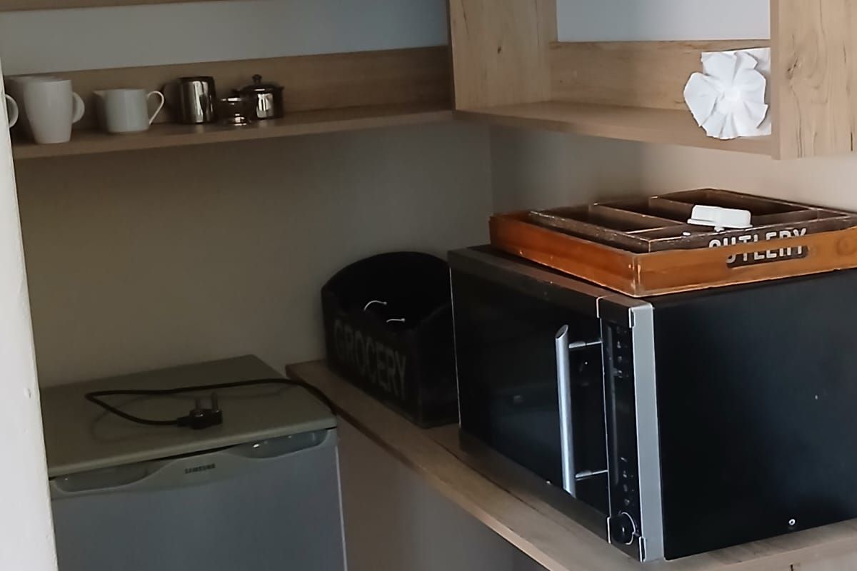 Warm & Welcoming Granny Flat by the Sea - Photo 5