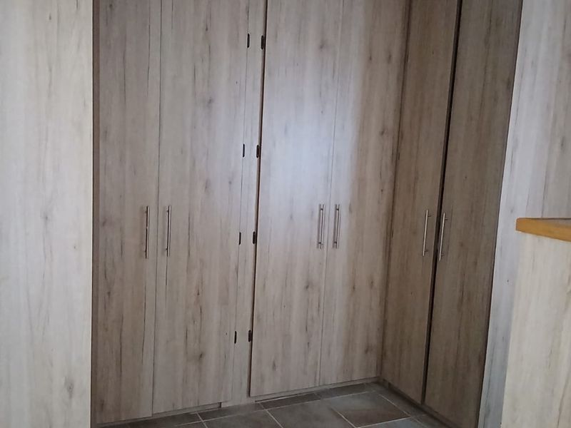 Warm & Welcoming Granny Flat by the Sea - Photo 8