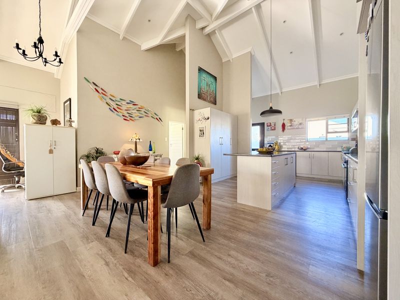 A Home You'll Love Coming Back To - Photo 7